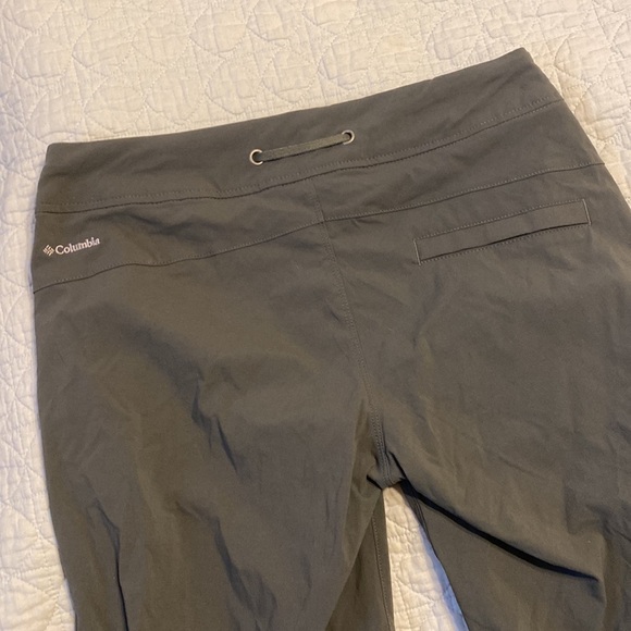 Columbia pants - Picture 4 of 4